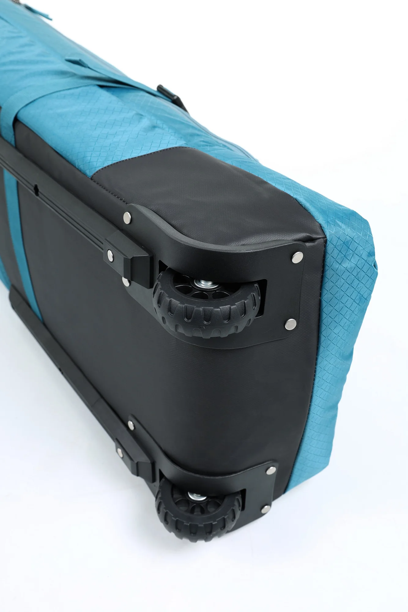 Nitro Tracker Wheelie Board Bag - Image 22